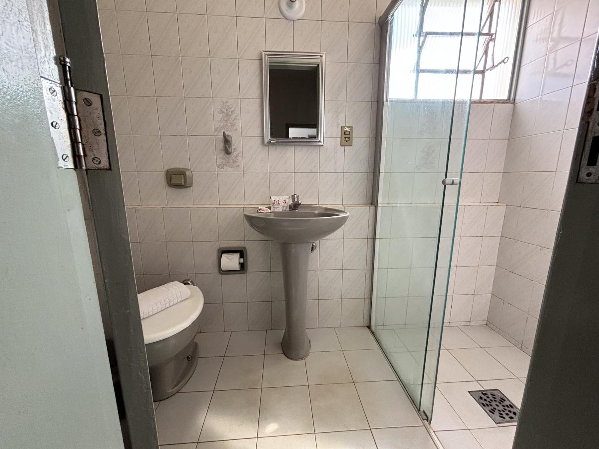 Hotel Carlton Express Imbiara Araxá Zewnętrze zdjęcie