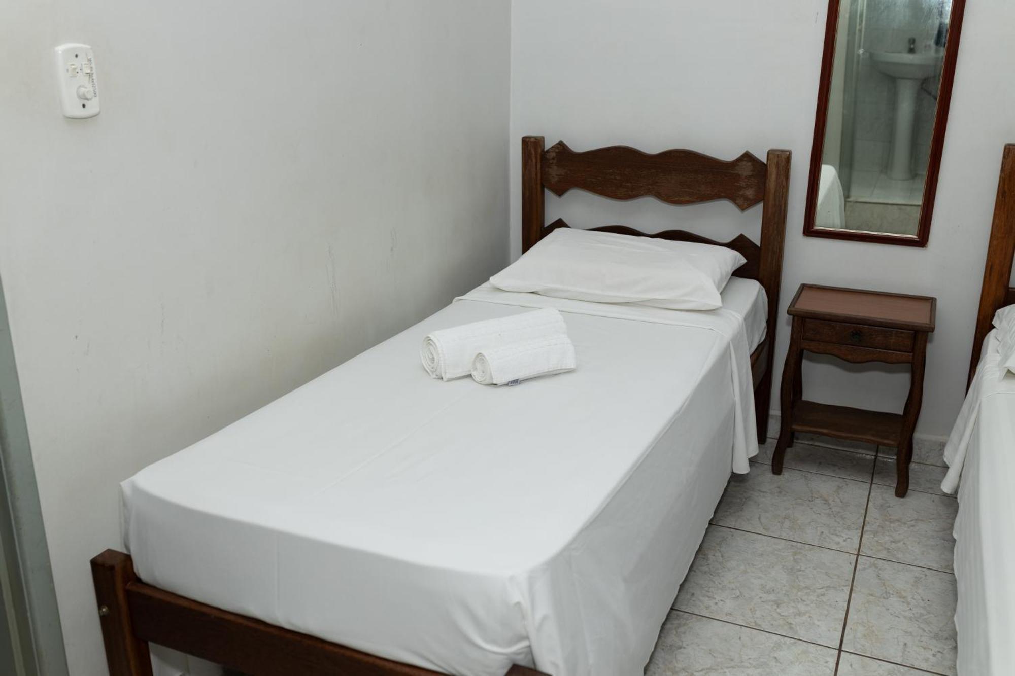 Hotel Carlton Express Imbiara Araxá Zewnętrze zdjęcie