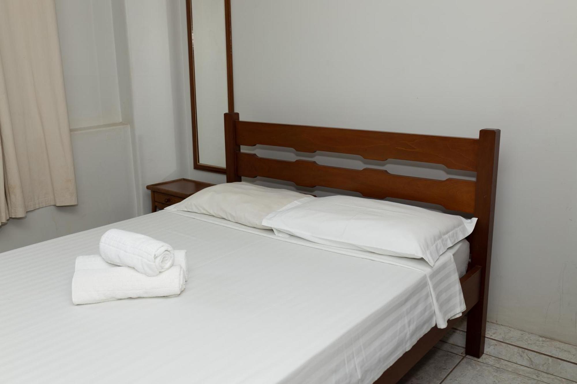 Hotel Carlton Express Imbiara Araxá Zewnętrze zdjęcie