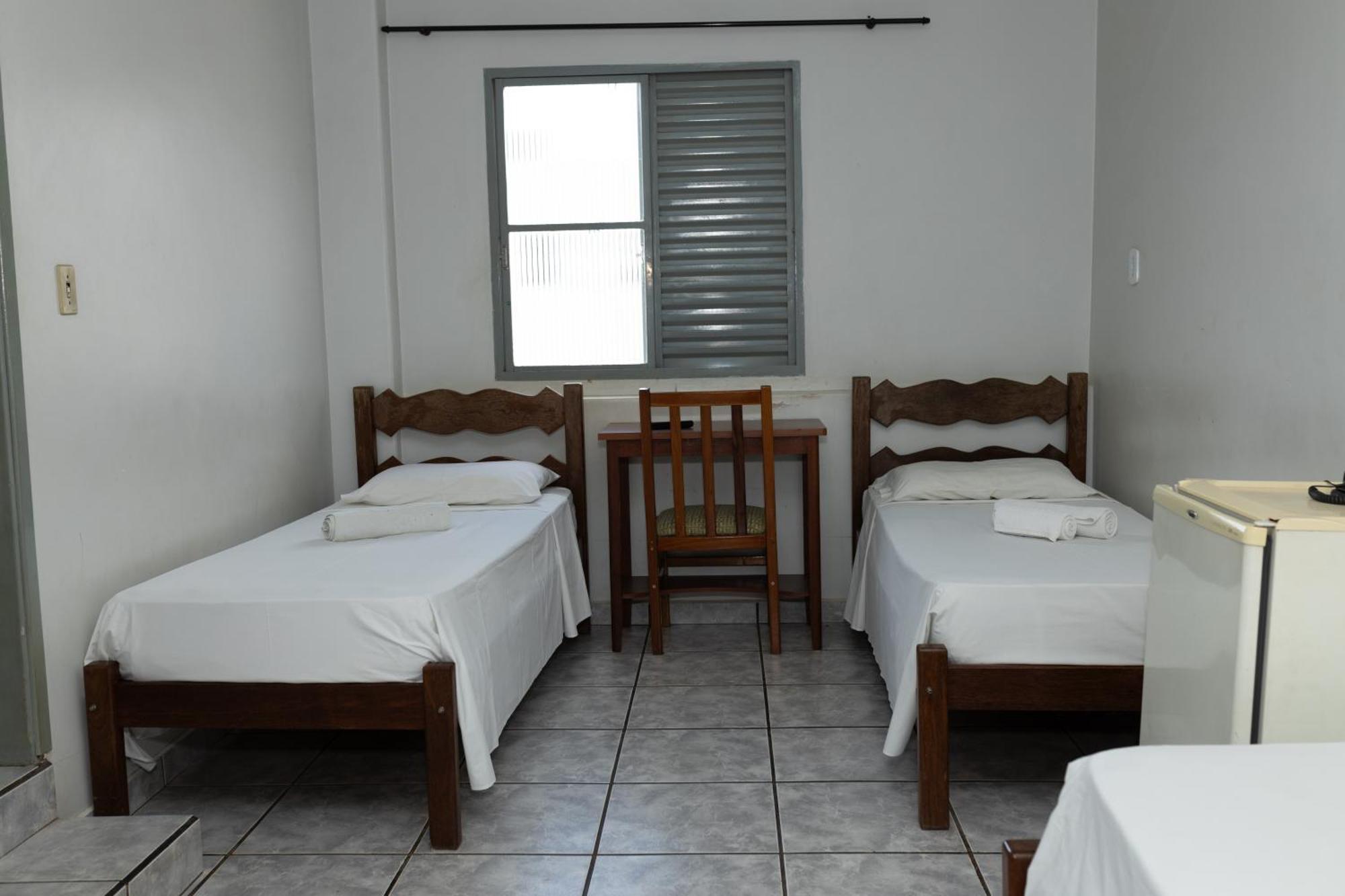 Hotel Carlton Express Imbiara Araxá Zewnętrze zdjęcie