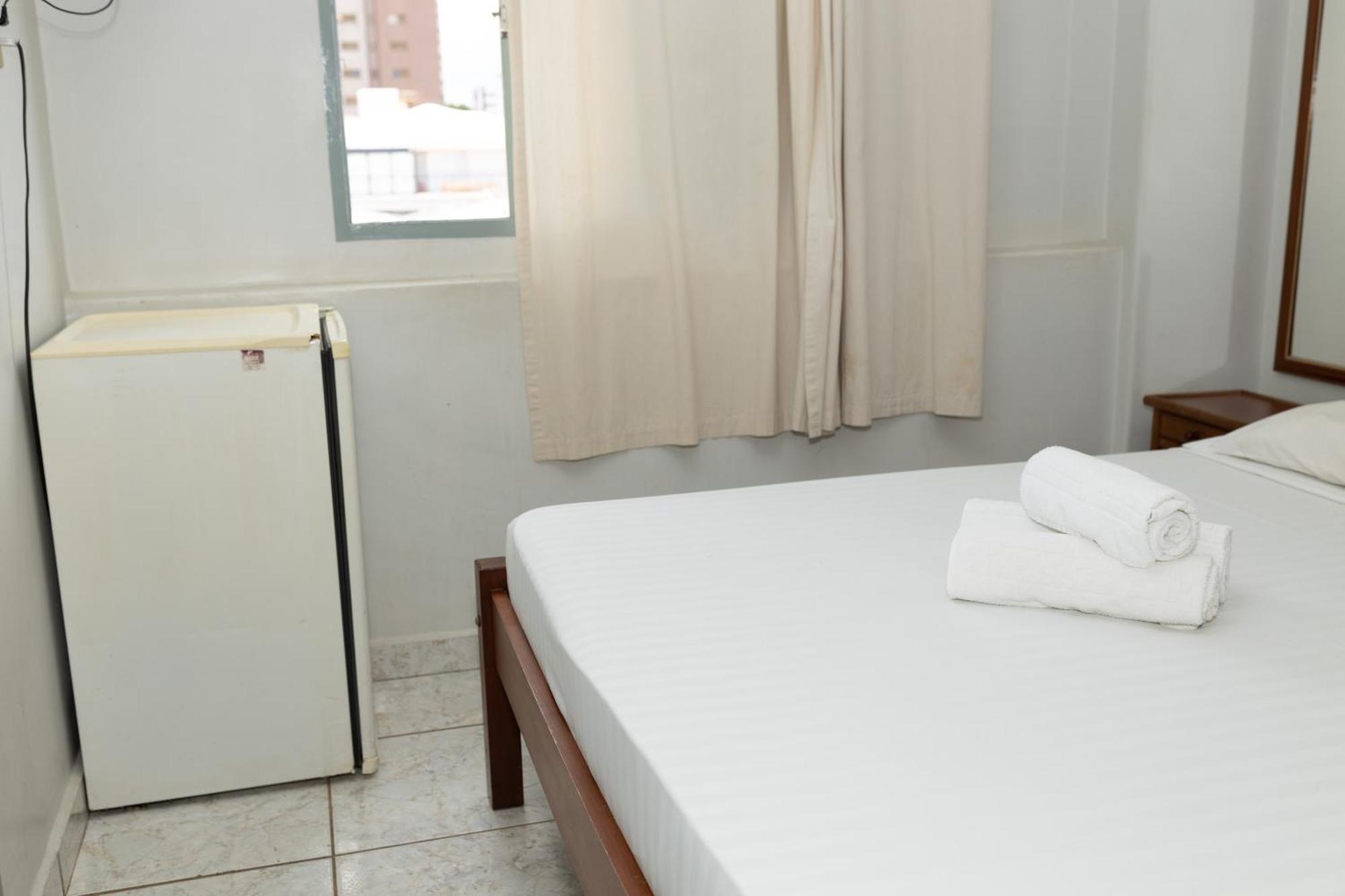 Hotel Carlton Express Imbiara Araxá Zewnętrze zdjęcie