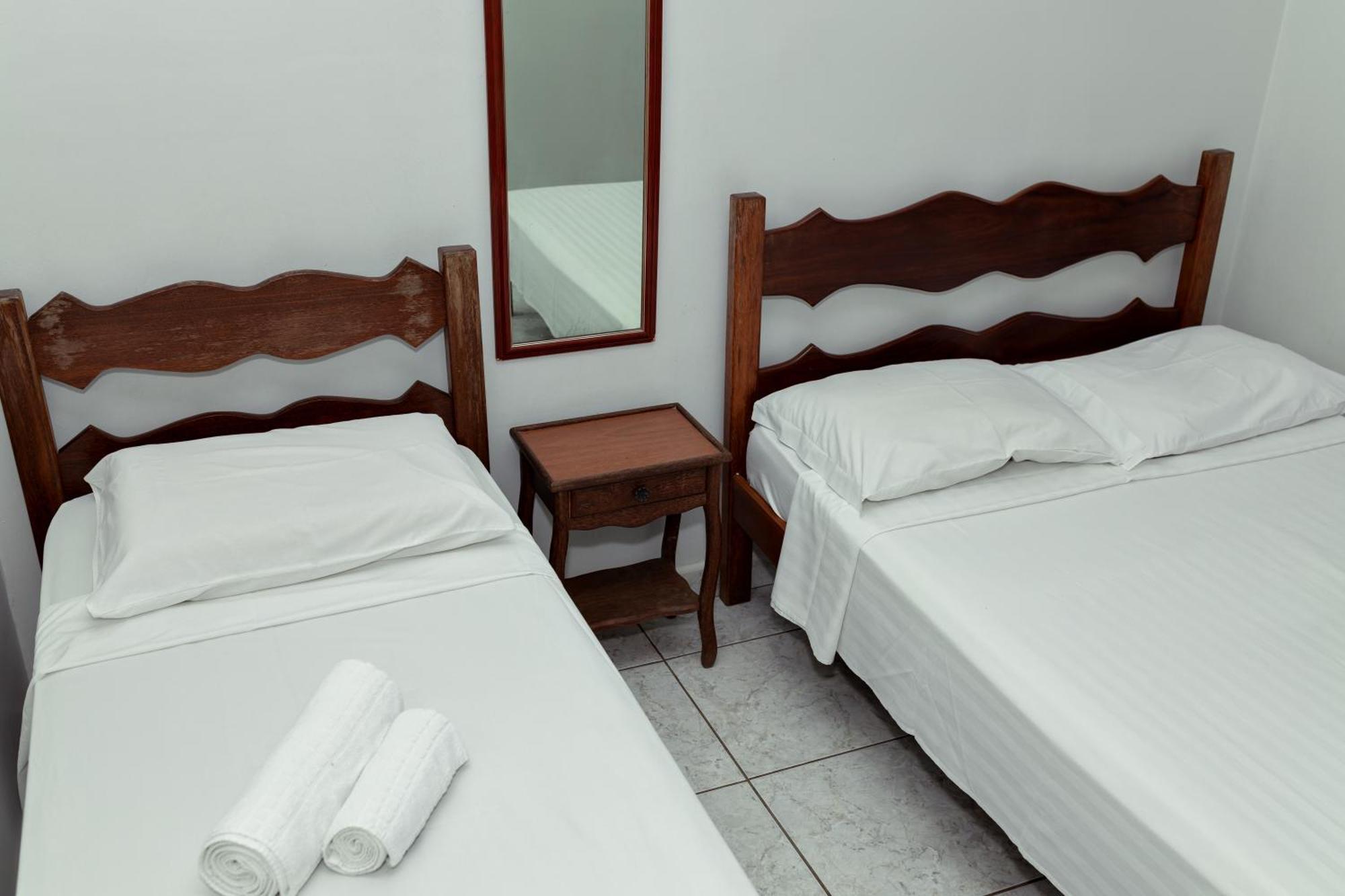 Hotel Carlton Express Imbiara Araxá Zewnętrze zdjęcie
